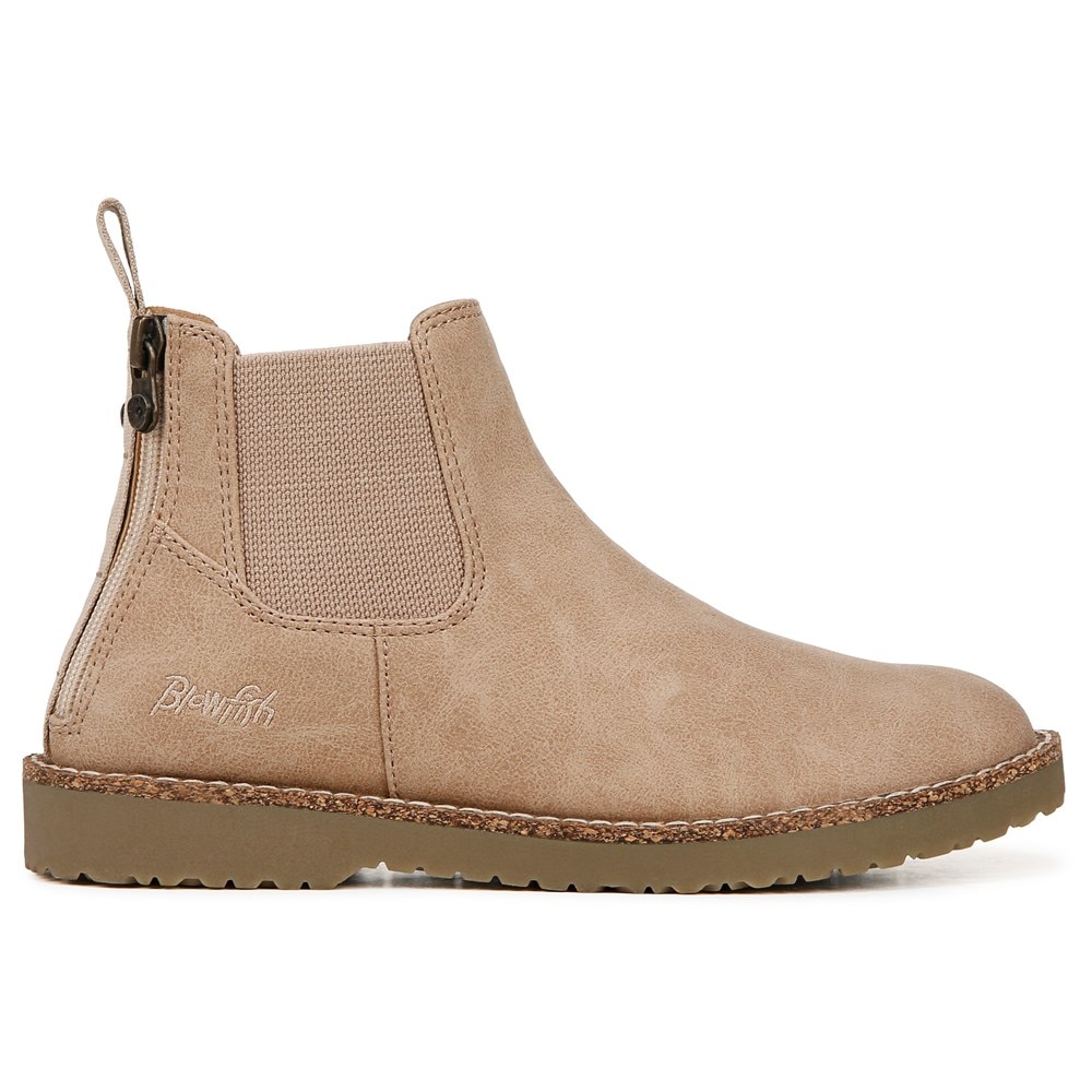 Blowfish Women\'s Chillin Chelsea Ankle Bootie - Cashew Faux Leather